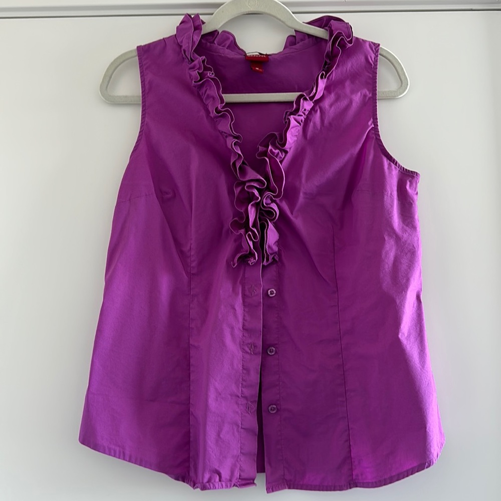 Merona Sleeveless Button-up Top